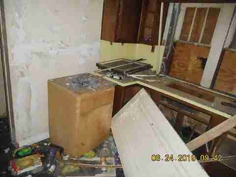 5911 Eastlawn (23)_m.jpg